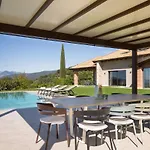 Ceriel Lakeview Retreat آفي
