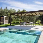 Ceriel Lakeview Retreat فيلة