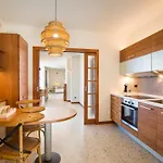 Ceriel Lakeview Retreat فيلة *