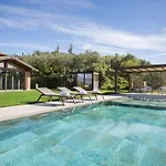 فيلة Ceriel Lakeview Retreat آفي