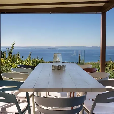 Ceriel Lakeview Retreat